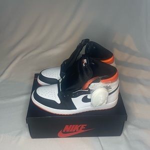 Jordan 1 High electro oranges OG, size 9’5